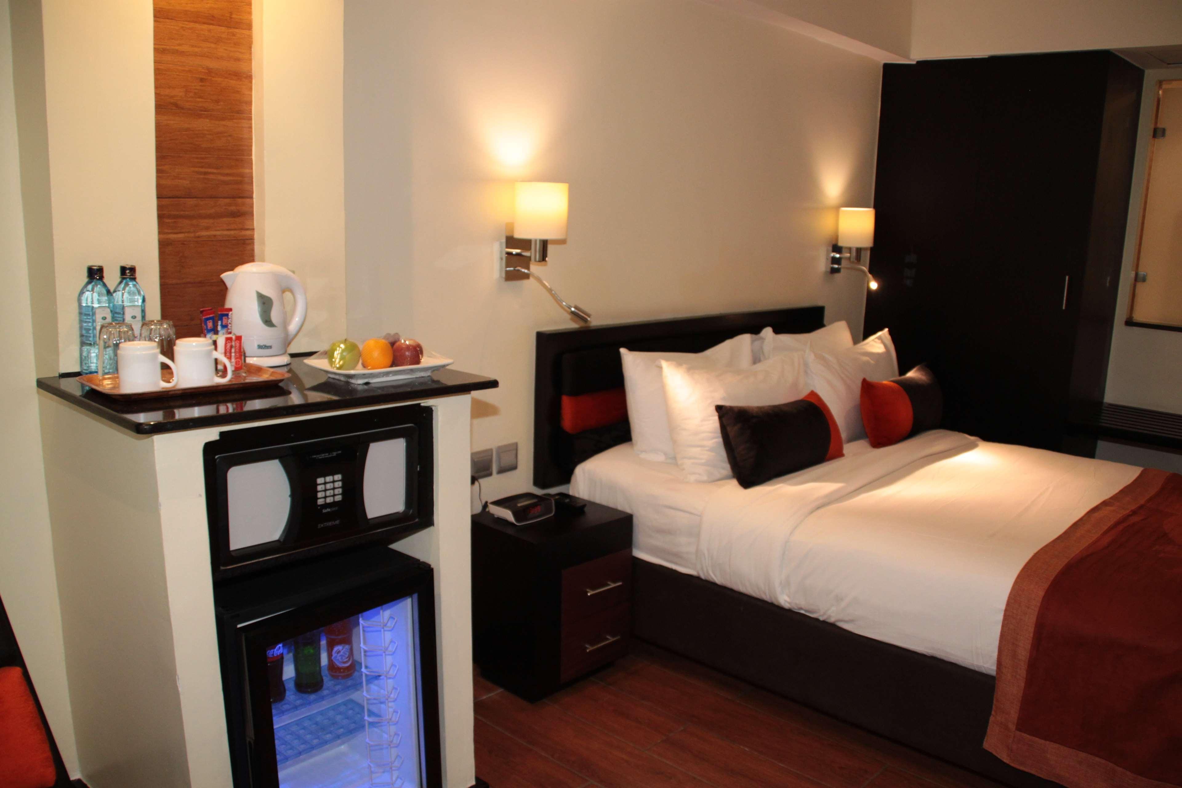 Best Western Auray Le Loch Екстер'єр фото