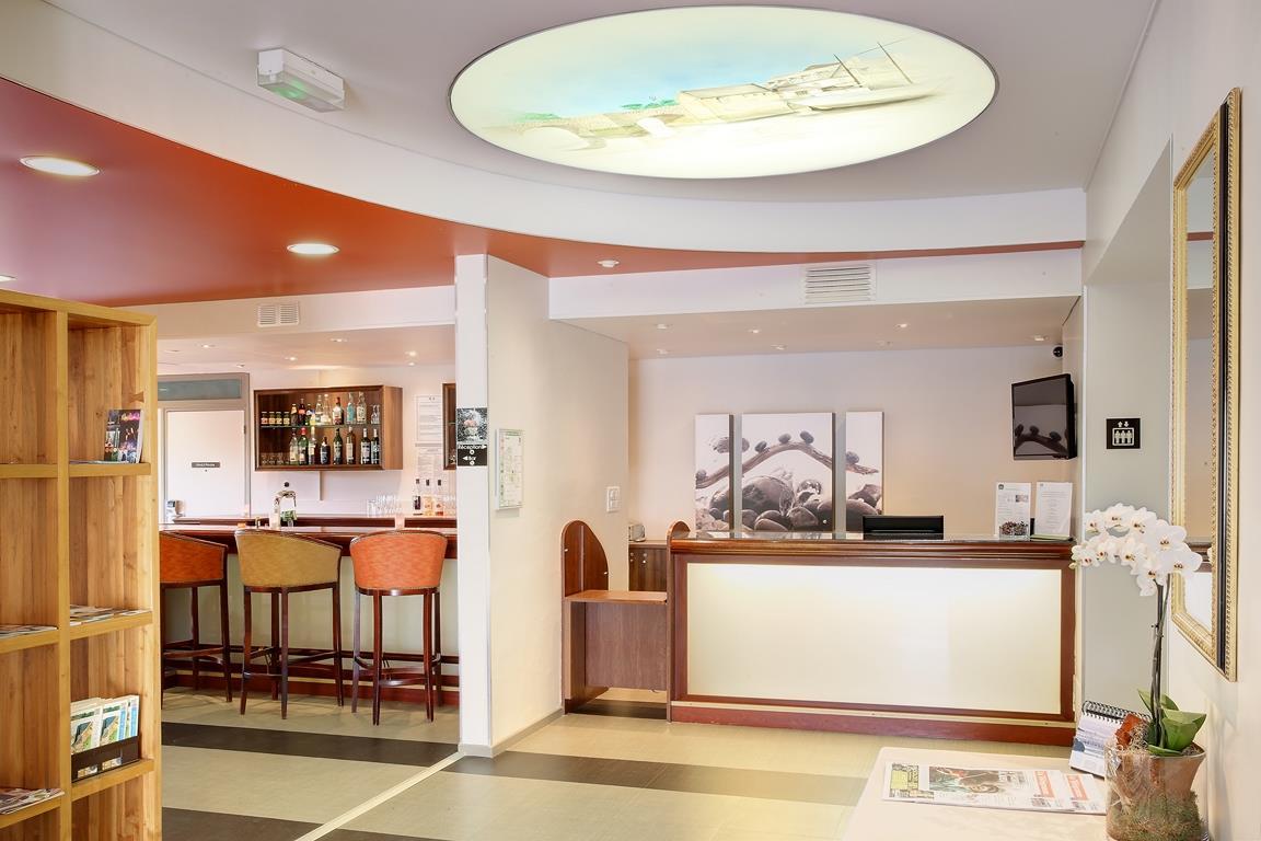 Best Western Auray Le Loch Екстер'єр фото